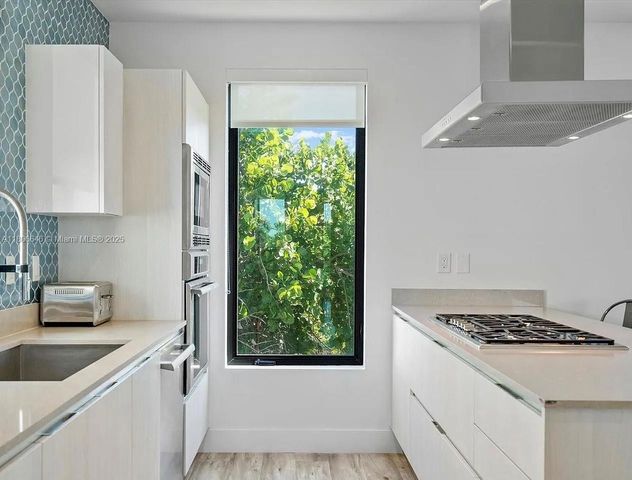 332 Balboa St 0, Hollywood, FL 33019