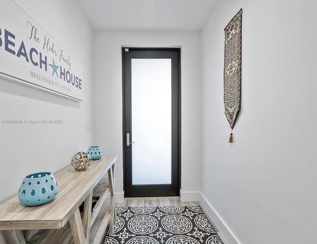 332 Balboa St 0, Hollywood, FL 33019