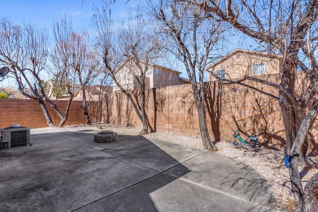 9123 Blue Meadow Trail SW, Albuquerque, NM 87121
