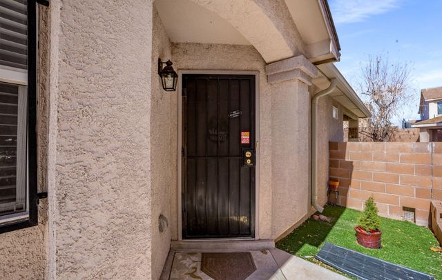 9123 Blue Meadow Trail SW, Albuquerque, NM 87121