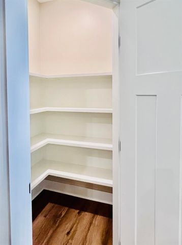 3738 S Bluelake Street, Wichita, KS 67215