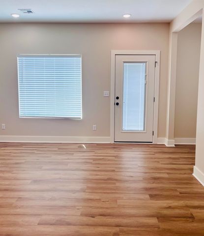 3738 S Bluelake Street, Wichita, KS 67215