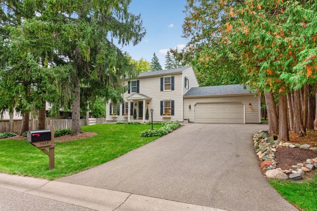 7829 Somerset Circle, Woodbury, MN 55125