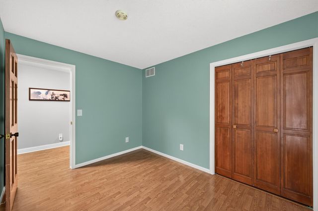 7829 Somerset Circle, Woodbury, MN 55125