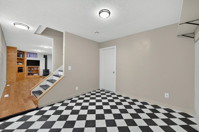 7829 Somerset Circle, Woodbury, MN 55125