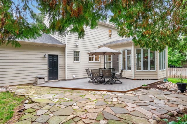 7829 Somerset Circle, Woodbury, MN 55125