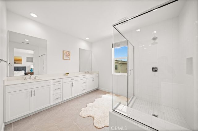 351 Baluster, Irvine, CA 92618