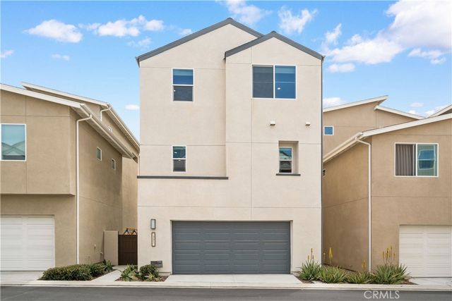 351 Baluster, Irvine, CA 92618