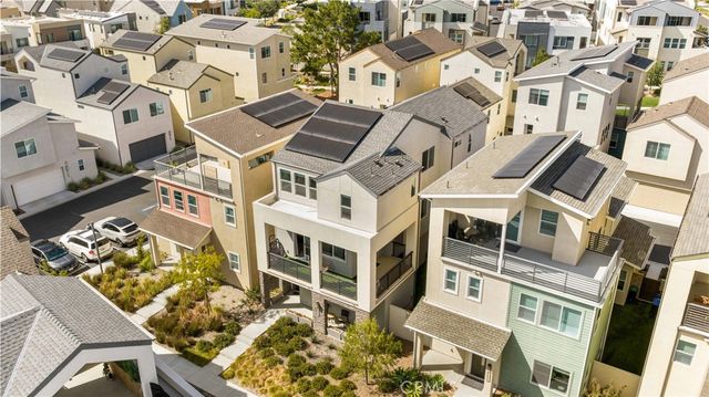 351 Baluster, Irvine, CA 92618
