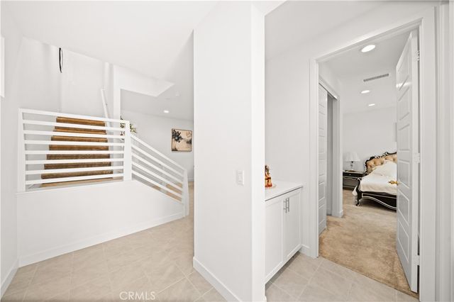 351 Baluster, Irvine, CA 92618