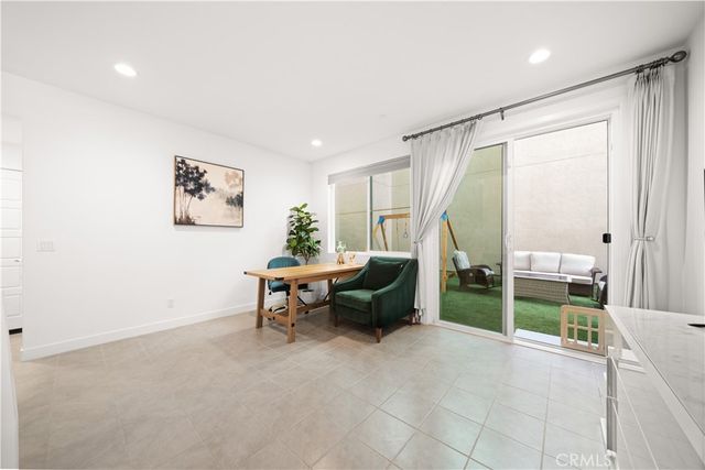 351 Baluster, Irvine, CA 92618