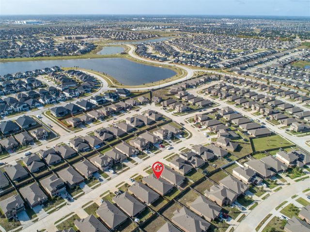 18326 Arcola Bay Lane, Richmond, TX 77407