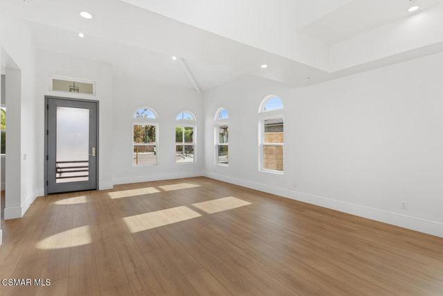 315 Toyon Court, Thousand Oaks, CA 91362