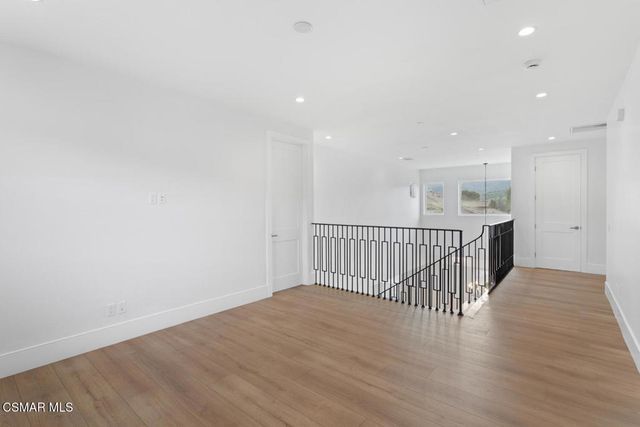 315 Toyon Court, Thousand Oaks, CA 91362