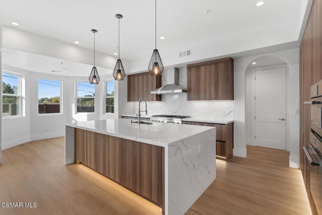 315 Toyon Court, Thousand Oaks, CA 91362