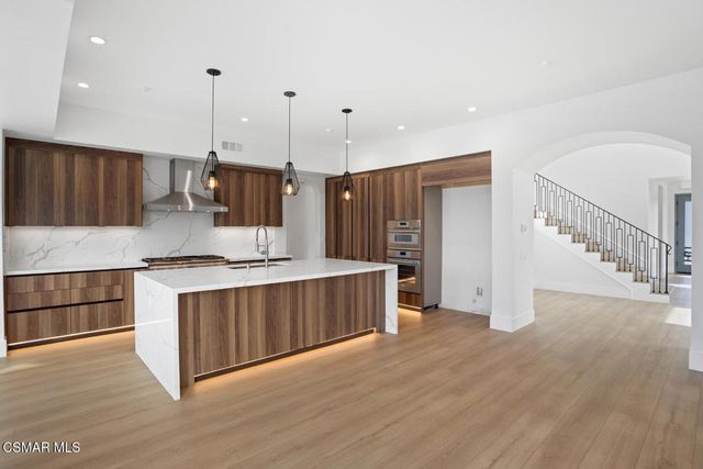 315 Toyon Court, Thousand Oaks, CA 91362