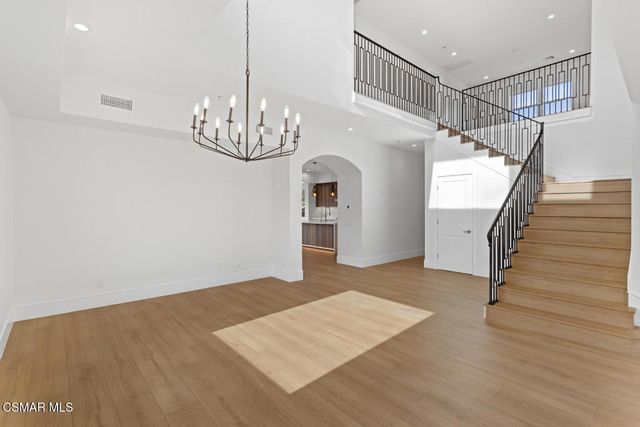 315 Toyon Court, Thousand Oaks, CA 91362