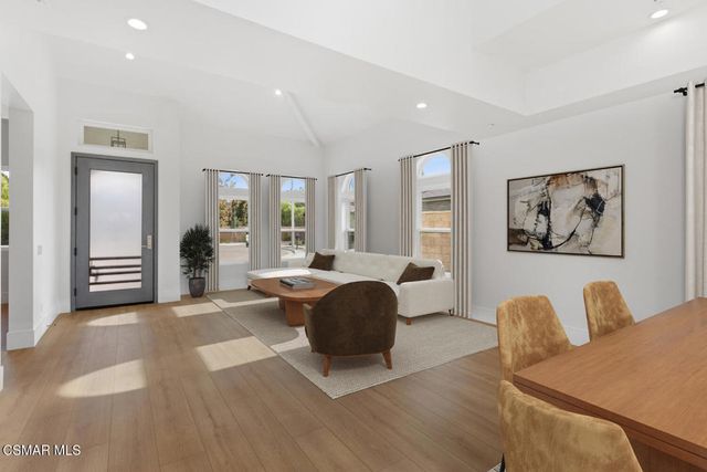 315 Toyon Court, Thousand Oaks, CA 91362