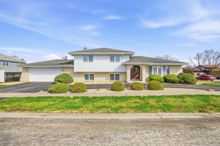 20152 Juniper Avenue, Lynwood, IL 60411
