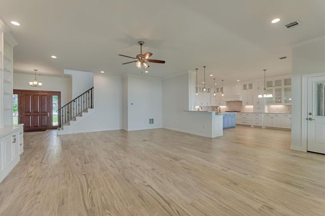 12022 Sagittarius Drive E, Willis, TX 77318