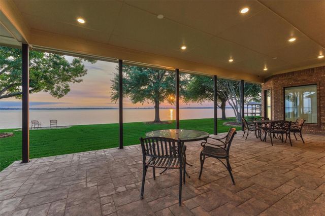 12022 Sagittarius Drive E, Willis, TX 77318