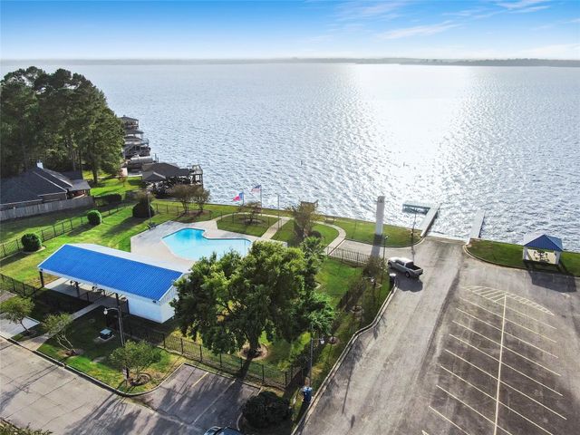 12022 Sagittarius Drive E, Willis, TX 77318