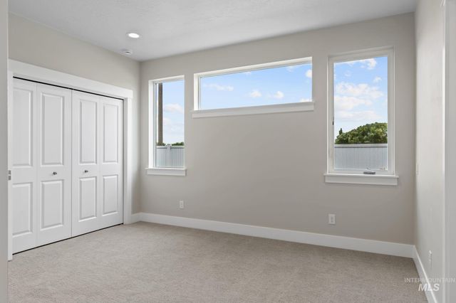 106 W Allspice Ct, Kuna, ID 83634