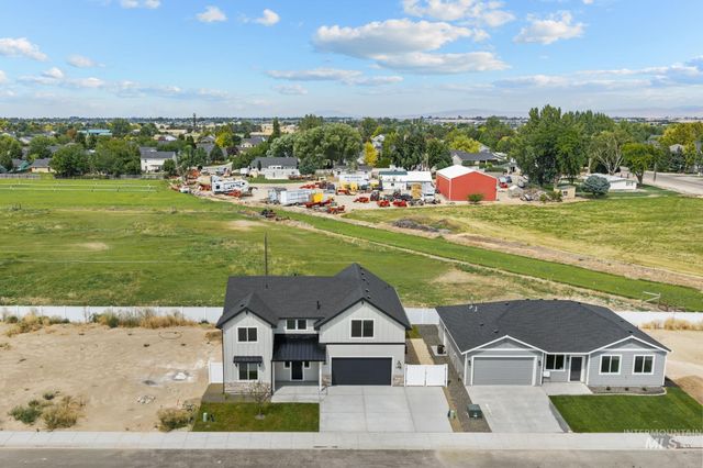 106 W Allspice Ct, Kuna, ID 83634