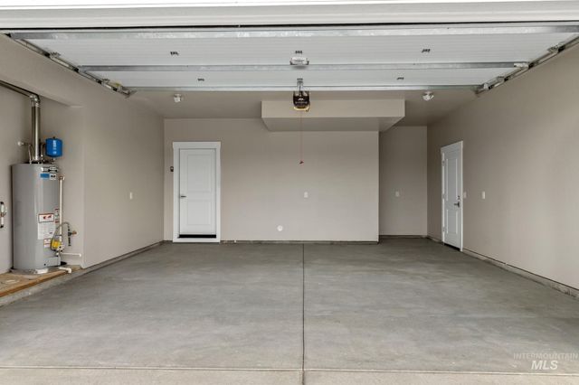 106 W Allspice Ct, Kuna, ID 83634