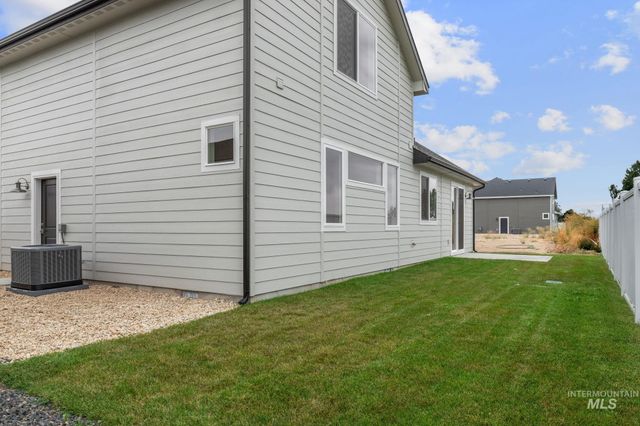 106 W Allspice Ct, Kuna, ID 83634