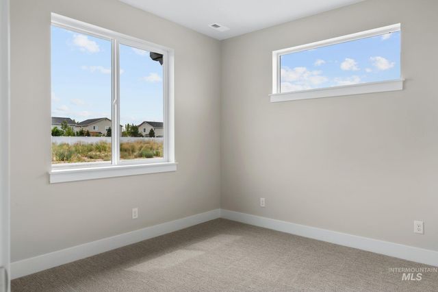 106 W Allspice Ct, Kuna, ID 83634