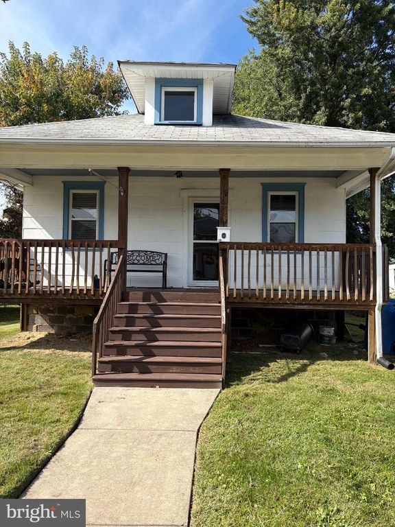 106 STATE ST, CHERRY HILL, NJ 08002 — exterior