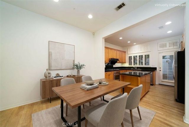 30 Burlingame, Irvine, CA 92602