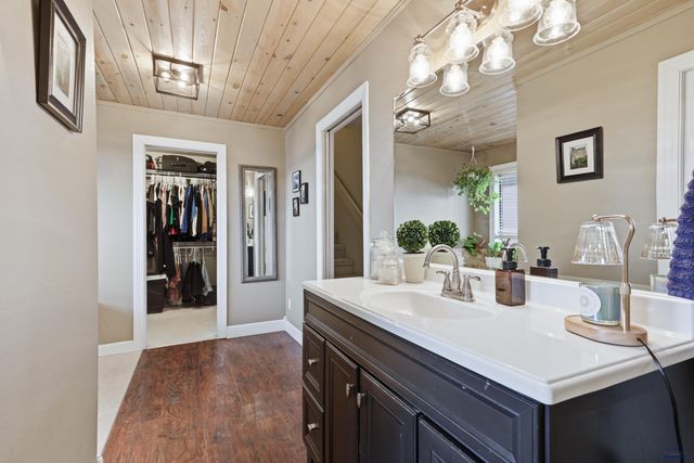 1146 LOOKOUT LN, Rapid City, SD 57701