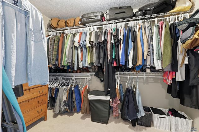 1146 LOOKOUT LN, Rapid City, SD 57701