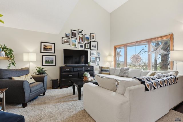 1146 LOOKOUT LN, Rapid City, SD 57701