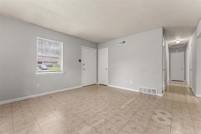 2189 LISA AVE, Memphis, TN 38127