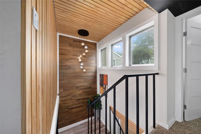 2703 Meadowstone Court, Carrollton, TX 75006