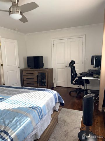 27 rector Avenue, Woodbridge Proper, NJ 07095