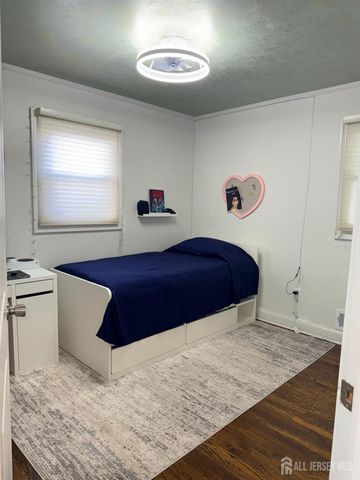 27 rector Avenue, Woodbridge Proper, NJ 07095