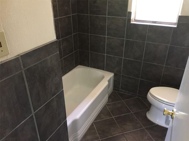 4623 Philco DR, Austin, TX 78745