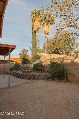 10630 E Northern Crest Drive, Tucson, AZ 85748