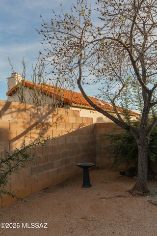 10630 E Northern Crest Drive, Tucson, AZ 85748