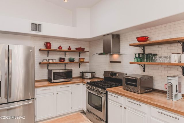 10630 E Northern Crest Drive, Tucson, AZ 85748