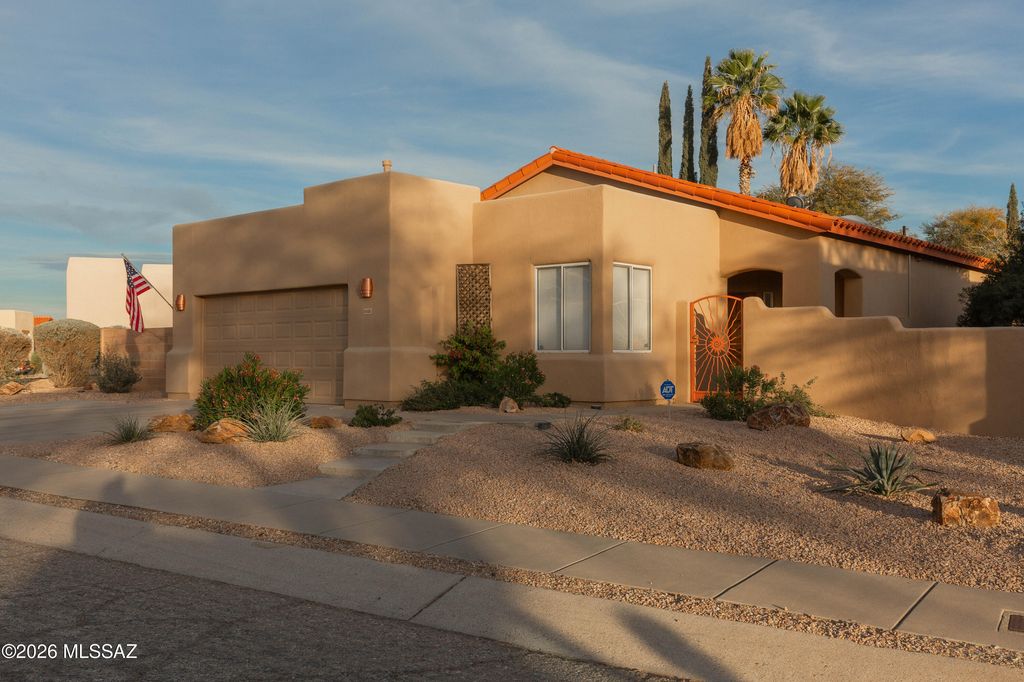 10630 E Northern Crest Drive, Tucson, AZ 85748