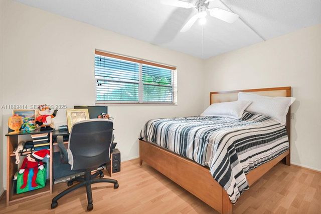 4800 Hillcrest Ln 210 210, Hollywood, FL 33021