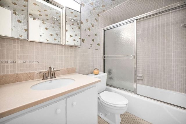 4800 Hillcrest Ln 210 210, Hollywood, FL 33021