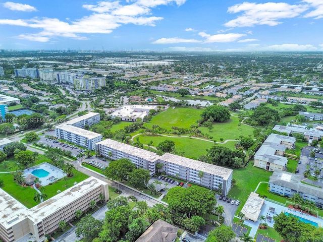 4800 Hillcrest Ln 210 210, Hollywood, FL 33021