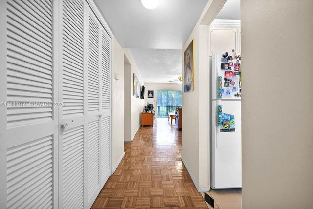 4800 Hillcrest Ln 210 210, Hollywood, FL 33021