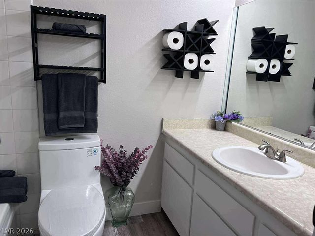 3221 Jericho Street D, Las Vegas, NV 89102